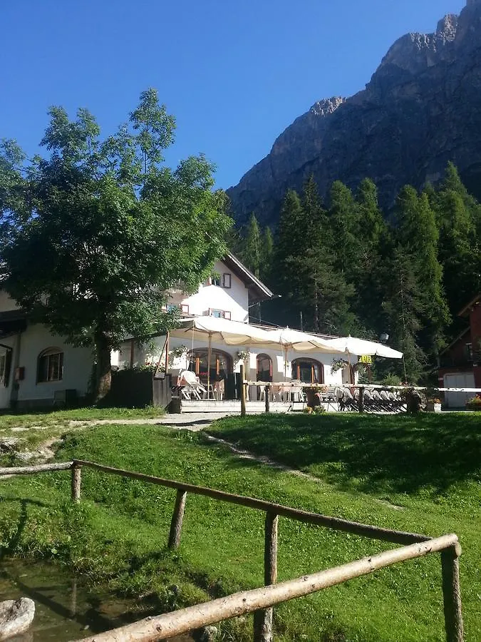 Hotel Fiames Cortina d'Ampezzo Italië